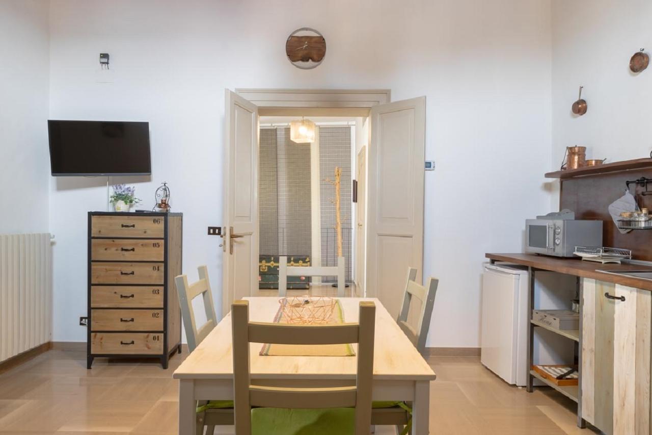 Palazzo Bianchi Domus Holidays Trani Chambre photo